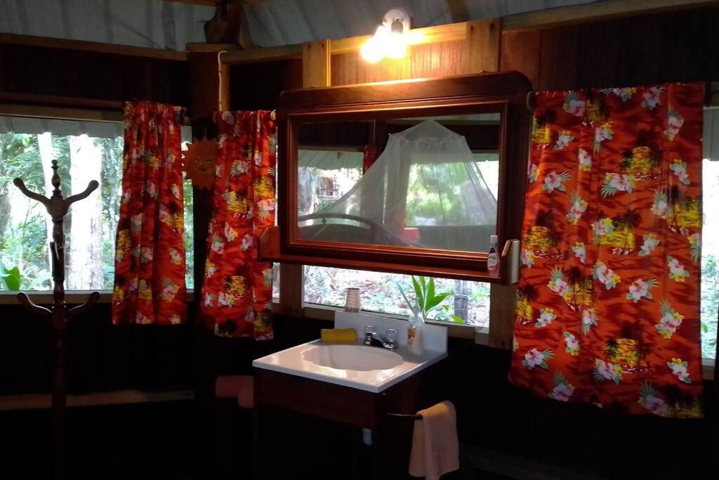بونتا غوردا Sun Creek Lodge المظهر الخارجي الصورة