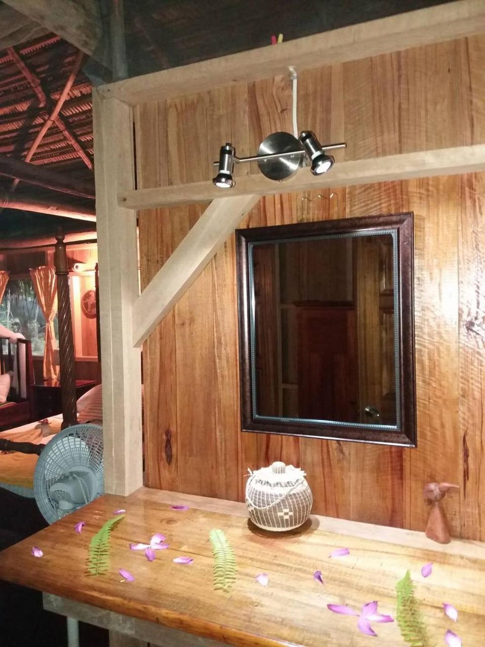 بونتا غوردا Sun Creek Lodge المظهر الخارجي الصورة